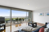 LOUTTIT BAY APARTMENT 1 Free wifi ocean views  the ultimate location - Accommodation Sunshine Coast