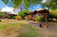 Sunnyhurst Chalets Rural Stay - Accommodation Tasmania
