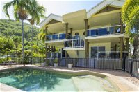Champagne Apartment 1 - Redcliffe Tourism