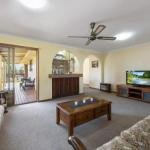 Buckland St. 29 Mollymook - Accommodation Bookings