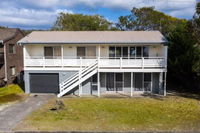 Seaview Getaway - Accommodation Coffs Harbour