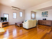 Beach House on Katherine Circuit - Your Accommodation