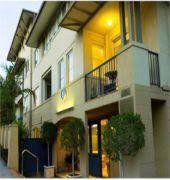 Manor House - Palm Beach Accommodation