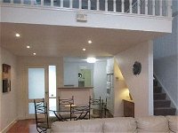 Petrel Deluxe Villa - Accommodation NSW