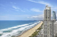 Oceanfront in Surfers Paradise Retreat - eAccommodation