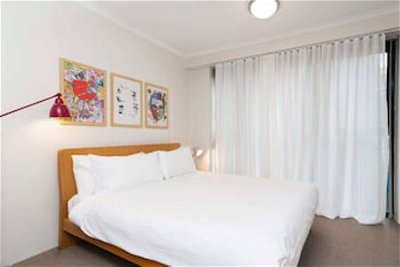 Amazing Studio With Pool in Central Sydney