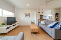 Peaceful 3 Bedroom Apartment in Ascot - Great Ocean Road Tourism