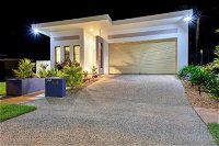 Luxury Darwin City Lights Jacuzzi Central Location Large House New Furnishings - Accommodation Mount Tamborine