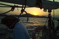 Casual fare sailing charters Townsville ocean living cruise - Accommodation Port Hedland