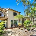 Resort Style The Oasis Resort Villa 7 2 Landsborough Pde - Accommodation Port Macquarie