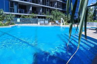 Stylist 2 Bedrooms Apartment With Pool/gym/parking - Melbourne Tourism
