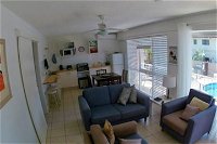 2 Bedroom Condo in Surfers Centre - Accommodation Cairns