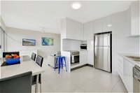 2 BDRM Beach Apartment BILGOLA4 - Accommodation Sunshine Coast