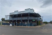 Commercial Hotel Curlewis - Accommodation Cairns