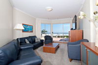 Breakwater Apartment Unit 104 / 2 Messines Street - Holiday Adelaide