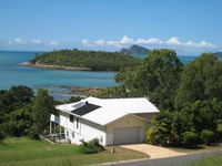 Hideaway Retreat Beach House with Pool - Accommodation Tasmania