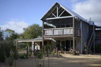Mansfield Cottage - Geraldton Accommodation