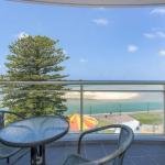 The Oaks Waterfront Resort Unit 303 - Broome Tourism
