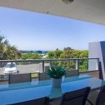 LORNE CHALET APARTMENT 10 ask about midweek deals - Accommodation Yamba