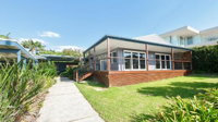 No. 1 Fingal Bay Beach House The Little Abode - Accommodation Cooktown