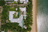 Belle Escapes - Sapphire Suite Absolute Beachfront Alamanda Resort 17 - Accommodation Sunshine Coast