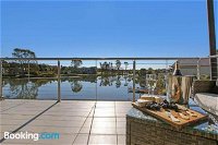 Cypress Townhouse 23 Suite - Lennox Head Accommodation