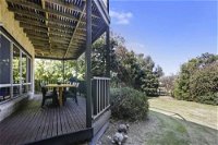 APOLLO BAY HOLIDAY HOUSE walk to beach  wifi - Accommodation Brisbane