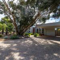 YOU ME  THE SEA BLAIRGOWRIE - Port Augusta Accommodation