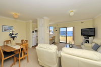 Bay Village Unit 10 Shoal Bay - Holiday Adelaide