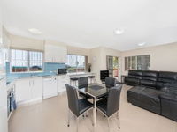 Bel Mare Unit 1 / 1 Shoal Bay Road - Holiday Adelaide