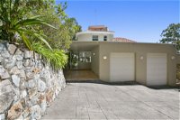 Spectacular Penthouse in Little Cove Noosa Heads Unit 2 Cuvee 29 Allambie Rise - Palm Beach Accommodation
