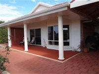 Close Encounters Bed  Breakfast - Broome Tourism