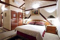 Castle on the Hill - Accommodation Bookings
