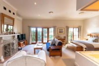 Strathearn Park Lodge - Your Accommodation