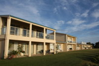 Lakeview Motel  Apartments - Kawana Tourism