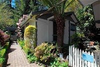 Annie Roe's Luxury Bed  Breakfast - Accommodation Airlie Beach