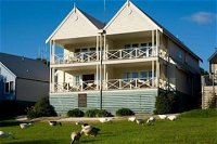 Lakeside Suites 1 - Australia Accommodation