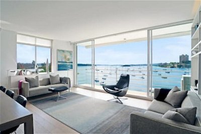 2 Bedroom Apartment With Bay View