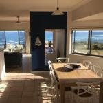 Ocean Views 4 Ocean Street air conditioned luxury with beautiful ocean views - WA Accommodation