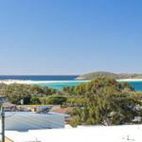 Whale Tales 78 Lentara Street FANTASTIC WATER VIEWS OVER FINGAL BEACH - Accommodation Cooktown