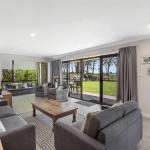 19 Bay Parklands 2 Gowrie Avenue ground floor renovated unit with water views  WIFI - Hotel WA