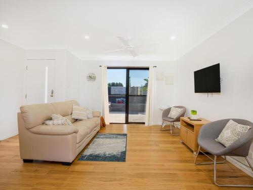 Wrights Beach NSW Schoolies Week Accommodation