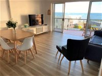 Sanctuary Shores 2 Bedroom Apartment - Accommodation Cooktown