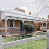 Dimby Cottage Beautifully Restored Heritage Home - Accommodation Port Hedland