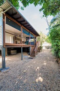 Modern 3 Bedroom Treehouse - Accommodation Broken Hill