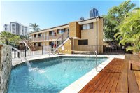 Maxmee Resort Hostel - Surfers Gold Coast