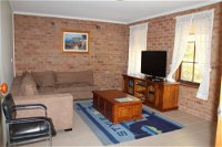Surf Beach Family Friendly Home - Accommodation NSW
