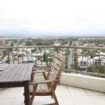 Broadwater Shores Waterfront Apartments - Accommodation Find