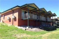 Tenterfield Golf Club Fairways Lodge - Accommodation Tasmania