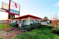 Ardeanal Motel West Wyalong - Melbourne Tourism